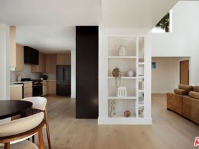 4041 Davana Road, Sherman Oaks CA 91423