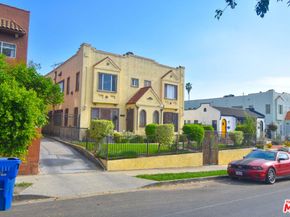 2010 S Harcourt Avenue, Los Angeles CA 90016