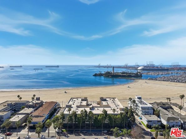 1140 E Ocean Boulevard 309, Long Beach CA 90802