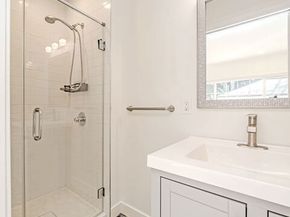 5430 Monroe Street, Los Angeles CA 90038