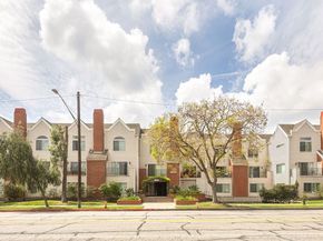 2706 Honolulu Avenue 105, Montrose CA 91020