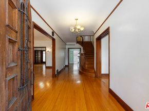 955 S Highland Avenue, Los Angeles CA 90036