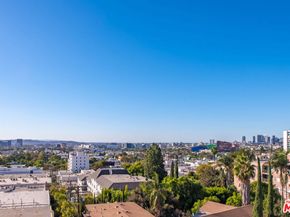 8401 Fountain Avenue 13, West Hollywood CA 90069