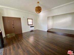 5815 W Olympic Boulevard, Los Angeles CA 90036