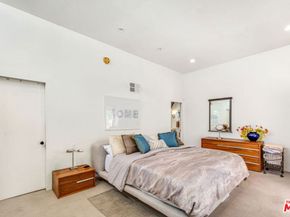 2710 Laurel Canyon Boulevard, Los Angeles CA 90046