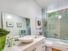 2710 Laurel Canyon Boulevard, Los Angeles CA 90046