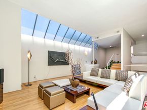 2710 Laurel Canyon Boulevard, Los Angeles CA 90046