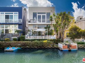 224 Linnie Canal, Venice CA 90291