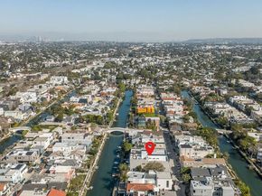 224 Linnie Canal, Venice CA 90291
