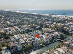 224 Linnie Canal, Venice CA 90291