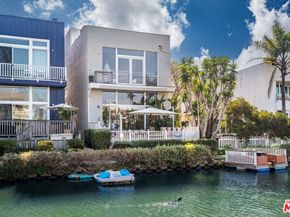 224 Linnie Canal, Venice CA 90291