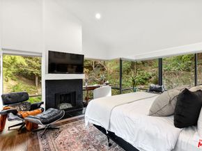 2350 Benedict Canyon Drive, Beverly Hills CA 90210