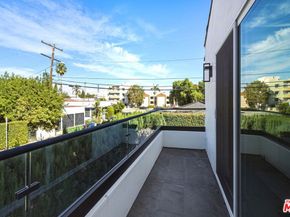 2536 Cotner Avenue, Los Angeles CA 90064