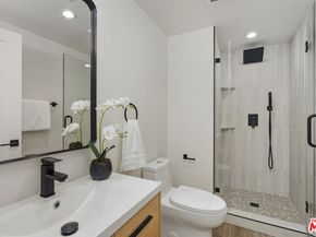 2536 Cotner Avenue, Los Angeles CA 90064