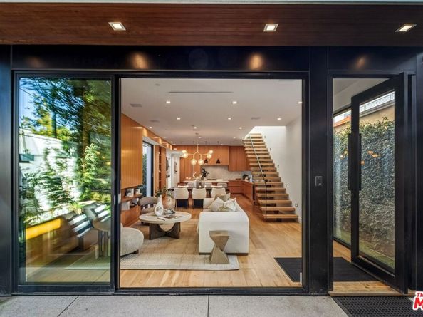 722 Marine Street, Santa Monica CA 90405