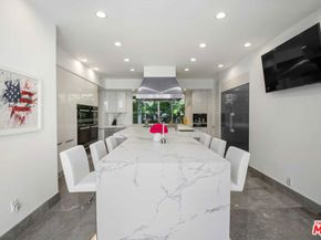 1250 Angelo Drive, Beverly Hills CA 90210