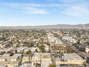 1014 W 57th Street, Los Angeles CA 90037