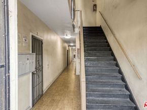 1014 W 57th Street, Los Angeles CA 90037