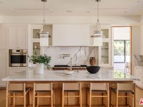 13164 Boca De Canon Lane, Los Angeles CA 90049