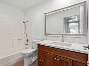 501 Palisades Drive 205, Pacific Palisades CA 90272