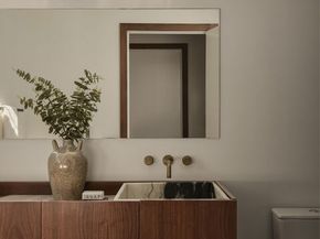 2055 N Gramercy, Los Angeles CA 90068