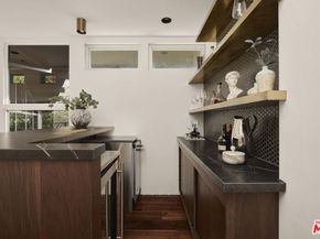 2055 N Gramercy, Los Angeles CA 90068