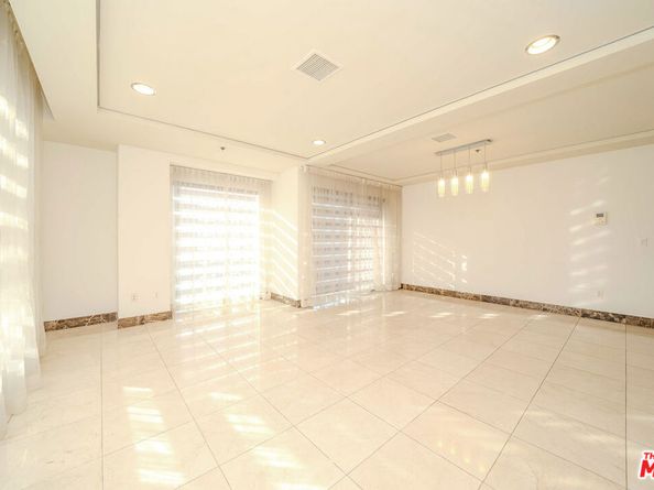 702 S Serrano Avenue 501, Los Angeles CA 90005