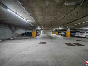 702 S Serrano Avenue 501, Los Angeles CA 90005