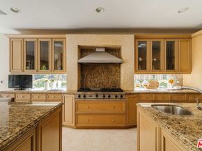 16799 Monte Hermoso Drive, Pacific Palisades CA 90272