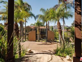 16799 Monte Hermoso Drive, Pacific Palisades CA 90272