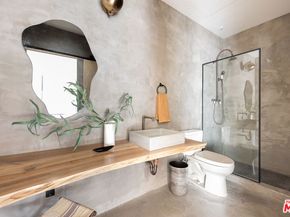 1850 Industrial Street 107, Los Angeles CA 90021