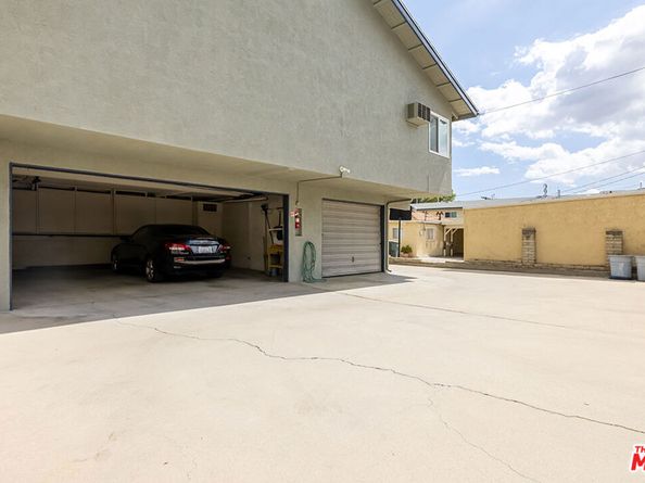 329 Thompson Avenue, Glendale CA 91201