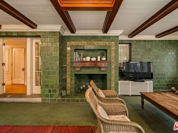 1130 Westchester Place, Los Angeles CA 90019