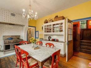 1130 Westchester Place, Los Angeles CA 90019