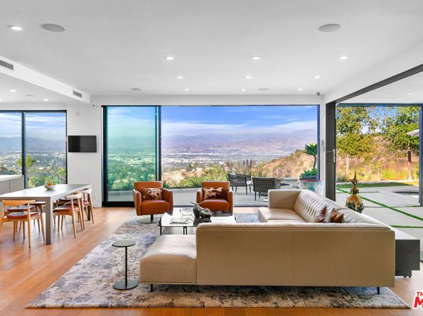 8545 Charl Lane, Los Angeles CA 90046
