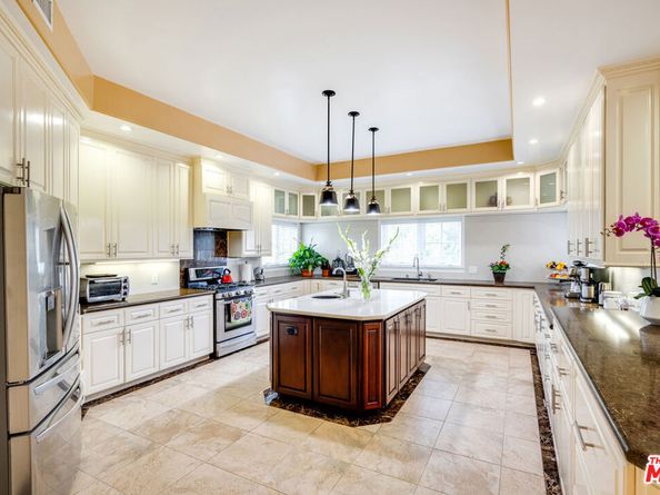 5966 ABERNATHY Drive, Los Angeles CA 90045