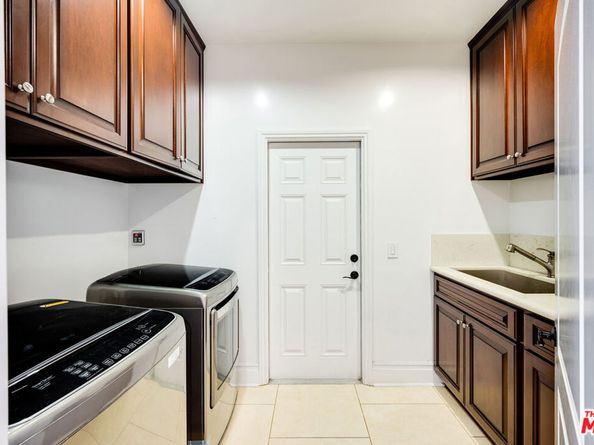 5966 ABERNATHY Drive, Los Angeles CA 90045