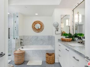 13600 MARINA POINTE Drive 812, Marina Del Rey CA 90292