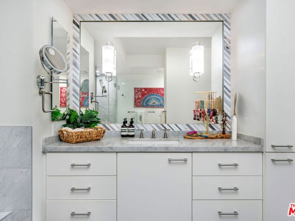 13600 MARINA POINTE Drive 812, Marina Del Rey CA 90292