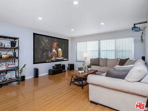 6771 Springpark Avenue 106A, Los Angeles CA 90056