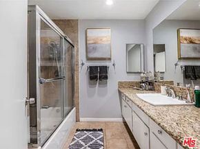 6771 Springpark Avenue 106A, Los Angeles CA 90056