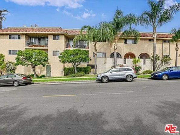 6771 Springpark Avenue 106A, Los Angeles CA 90056