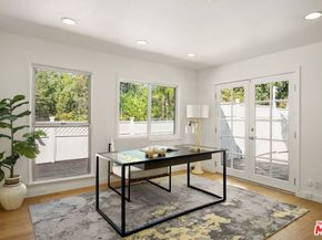 5220 Melvin Avenue, Tarzana CA 91356