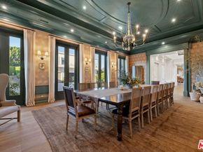 2571 Wallingford Drive, Beverly Hills CA 90210