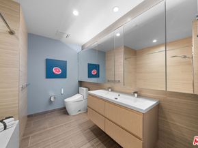 877 Francisco Street 1906, Los Angeles CA 90017