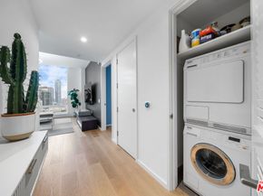 877 Francisco Street 1906, Los Angeles CA 90017