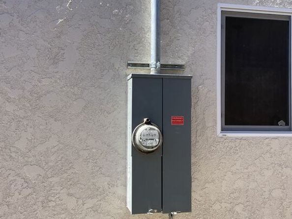 624 W 102nd Street, Los Angeles CA 90044