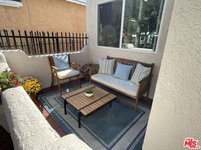 624 W 102nd Street, Los Angeles CA 90044