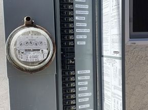 624 W 102nd Street, Los Angeles CA 90044