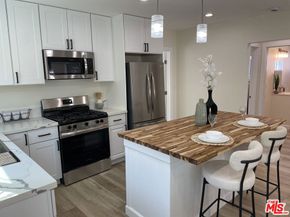 624 W 102nd Street, Los Angeles CA 90044